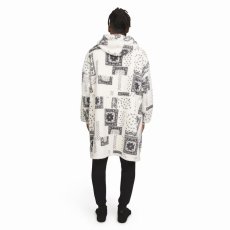 画像10: Dogg Supply by Snoop Dogg  Oversized Wearable Blanket with Kangaroo Pocket 4color (10)