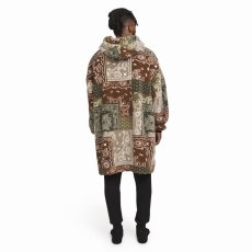 画像11: Dogg Supply by Snoop Dogg  Oversized Wearable Blanket with Kangaroo Pocket 4color (11)