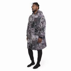 画像5: Dogg Supply by Snoop Dogg  Oversized Wearable Blanket with Kangaroo Pocket 4color (5)